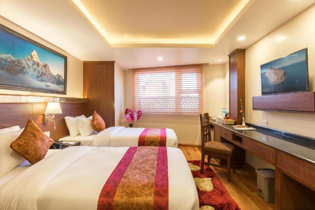 Hotel Infinity International Near Igi Airport Нью-Делі Екстер'єр фото